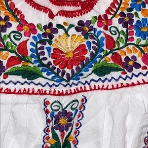 Mexican Embroidered Peasant dress S